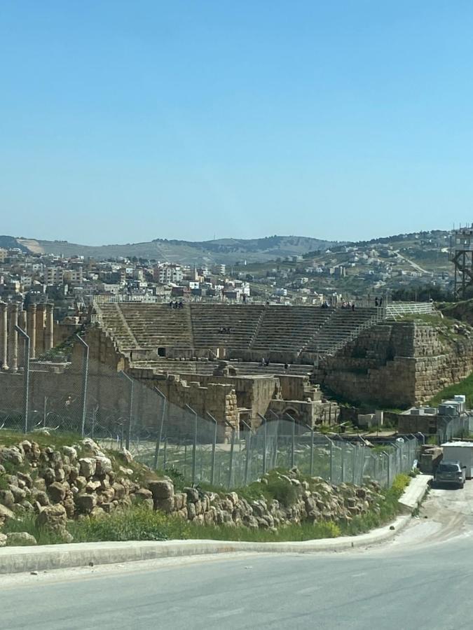 Jerash Gate Apartment Jarash Ngoại thất bức ảnh